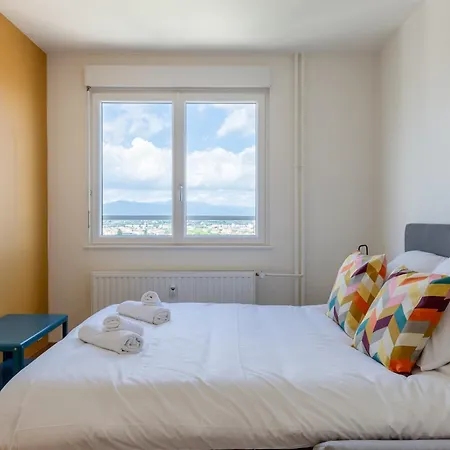 Travel Homes - Wilnest, Nested With A View