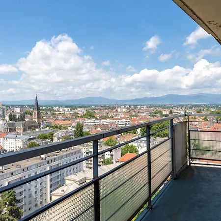 Travel Homes - Wilnest, Nested With A View Apartment *