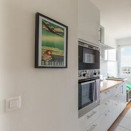 Apartment Travel Homes - Wilnest, Nested With A View